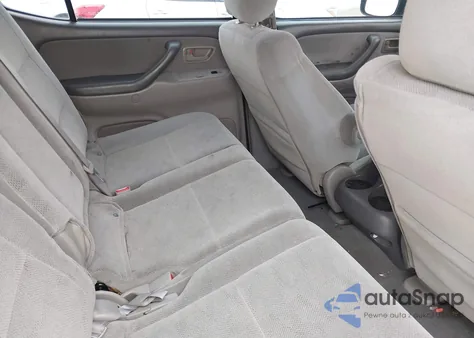 2005 Toyota Sequoia Sr5 V8 из США, поврежденный, VIN 5TDZT34A85S239898